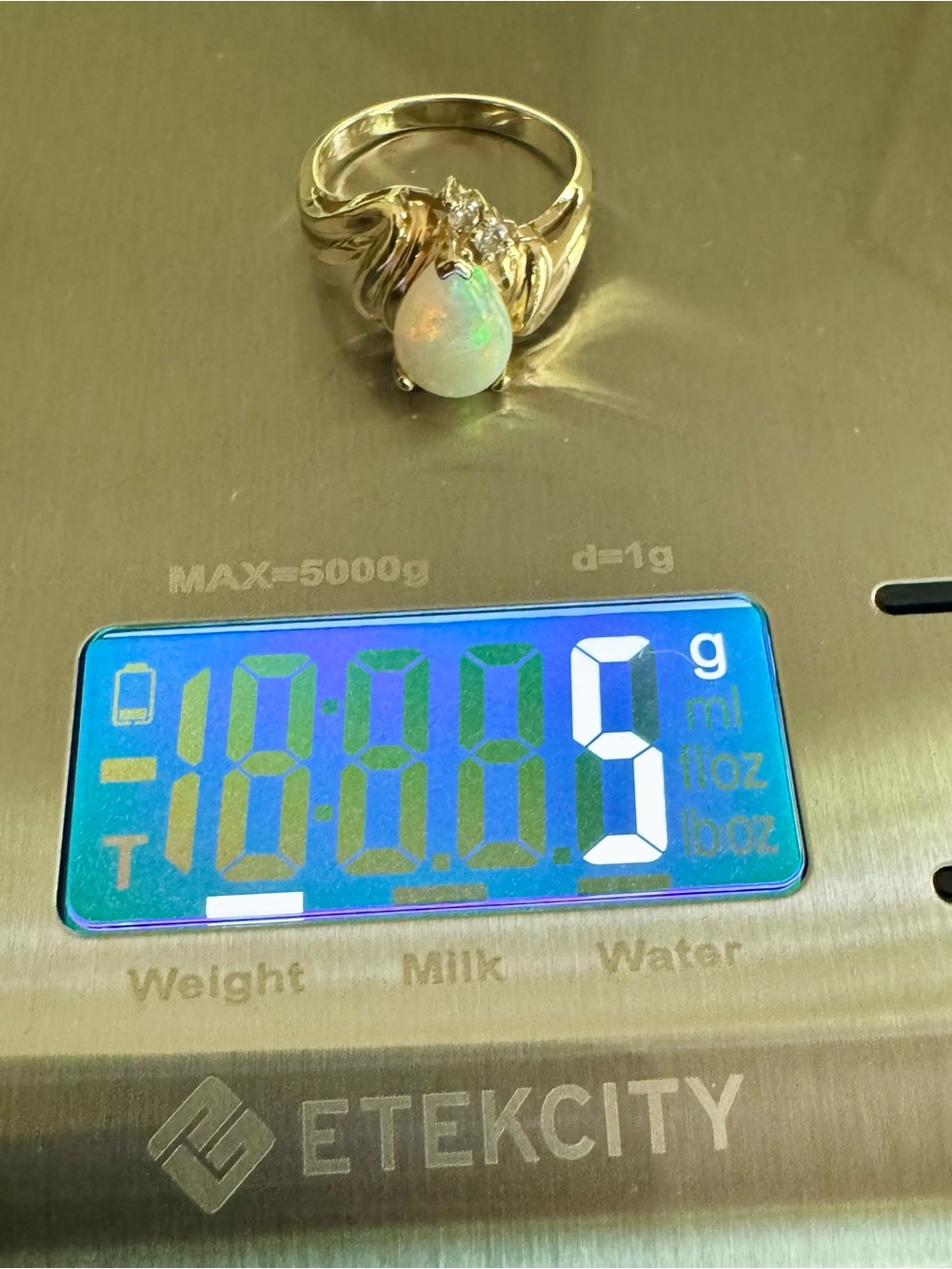 Opal Pear-Cut Statement Ring in 14k Gold